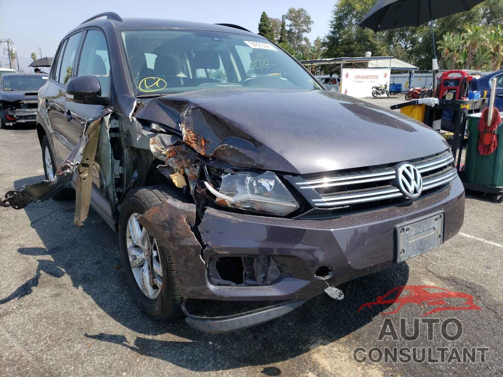 VOLKSWAGEN TIGUAN 2016 - WVGAV7AX3GW589736