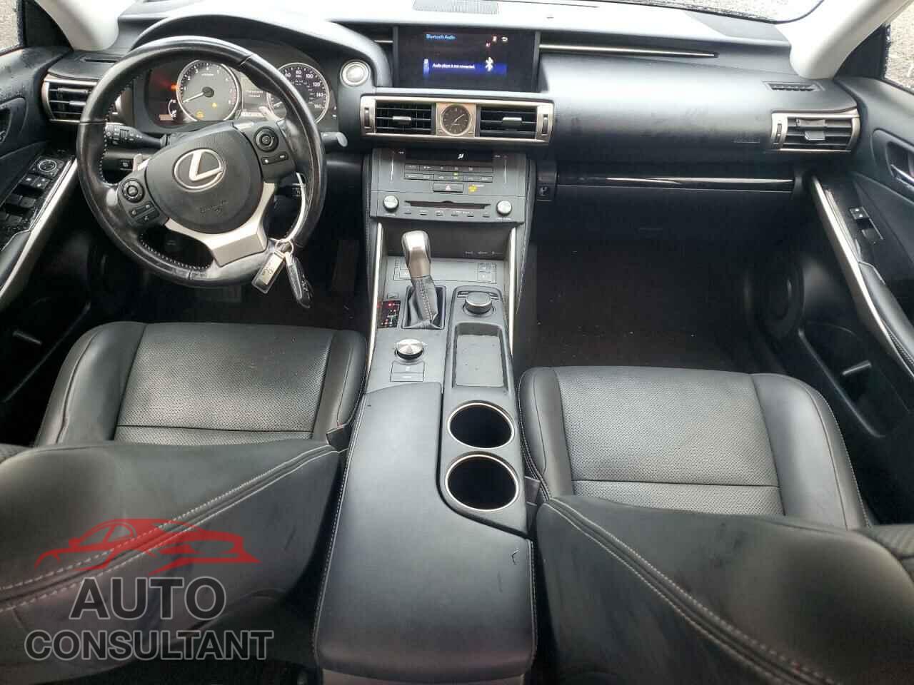 LEXUS IS 2015 - JTHBF1D28F5075855
