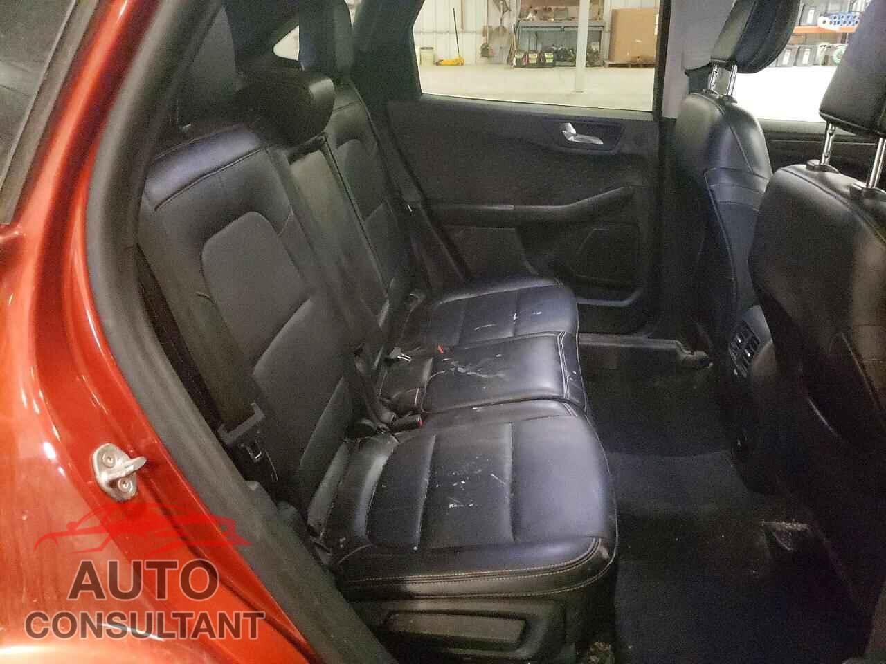 FORD ESCAPE 2020 - 1FMCU9J93LUA81362