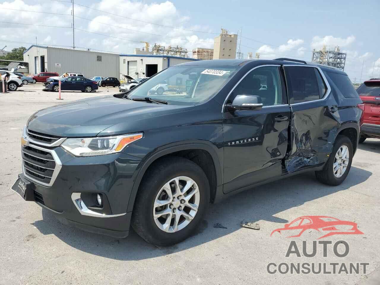 CHEVROLET TRAVERSE 2018 - 1GNERGKW3JJ141282