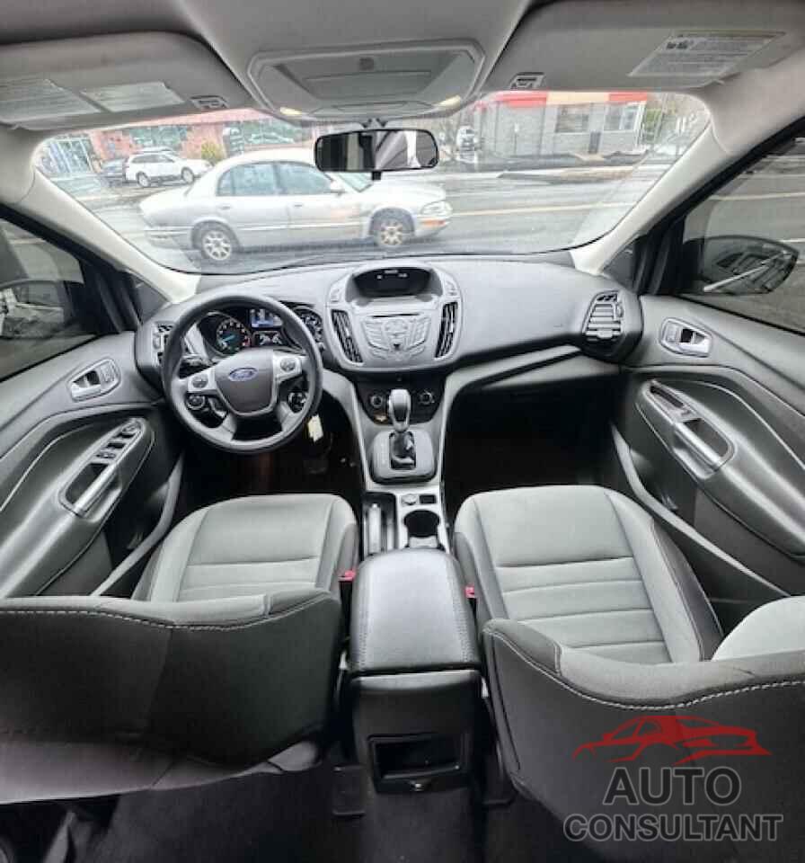 FORD ESCAPE 2016 - 1FMCU0G76GUA41526