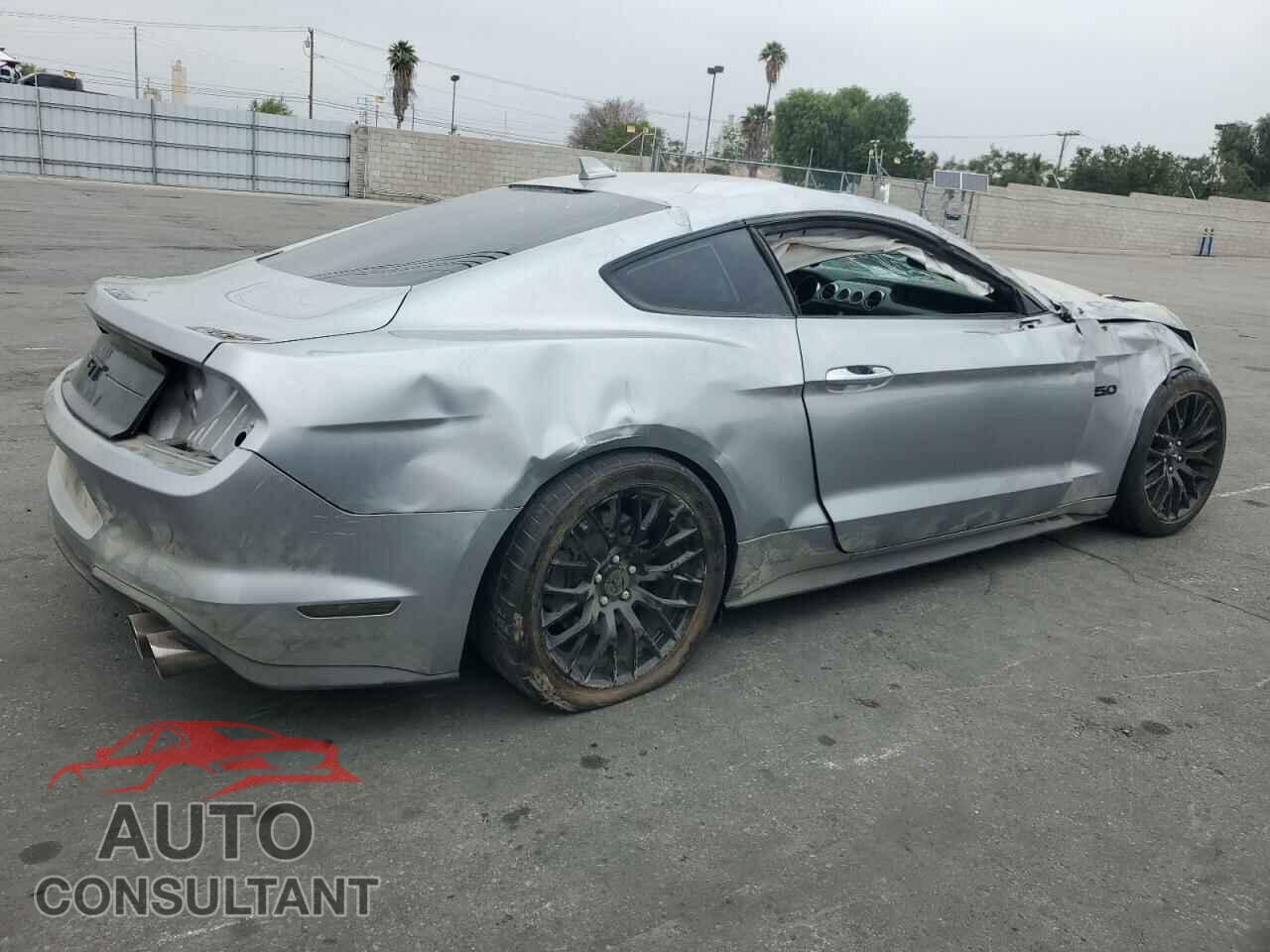 FORD MUSTANG 2020 - 1FA6P8CF4L5146709