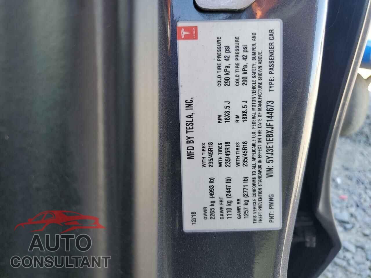TESLA MODEL 3 2018 - 5YJ3E1EBXJF144673
