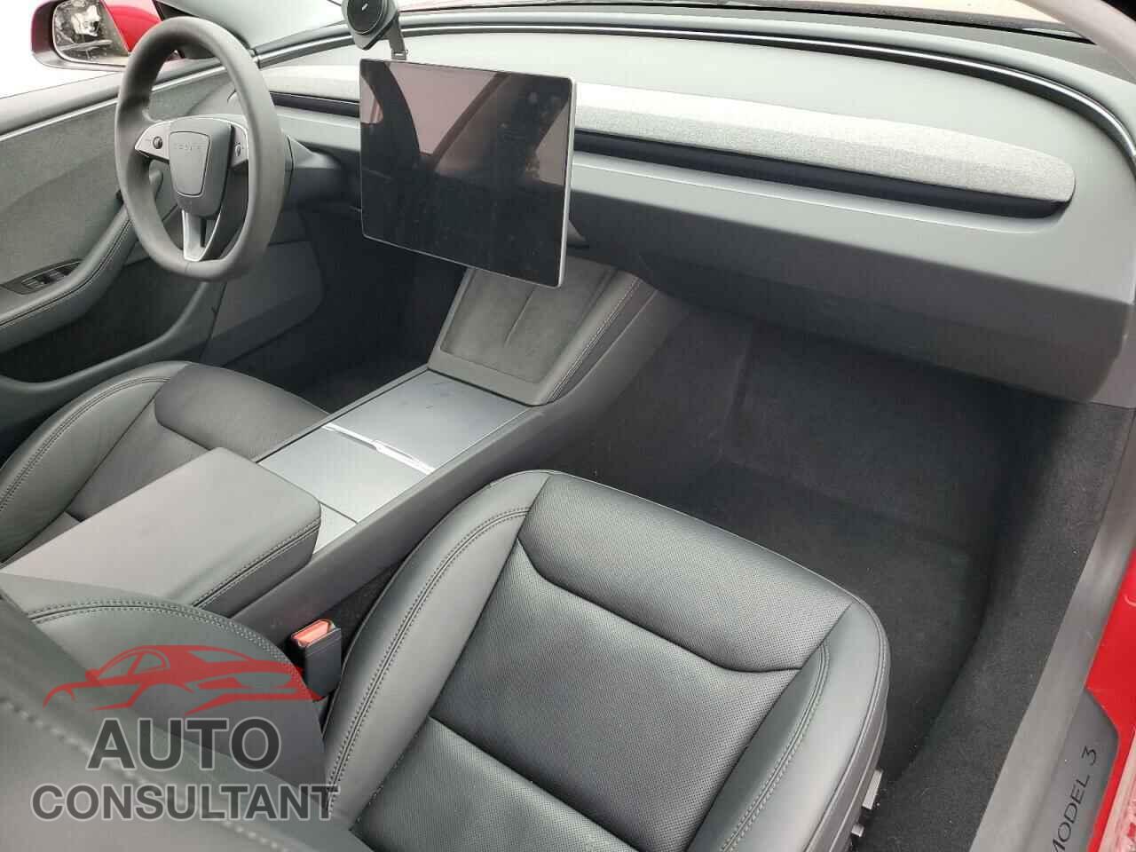 TESLA MODEL 3 2024 - 5YJ3E1EA3RF769130