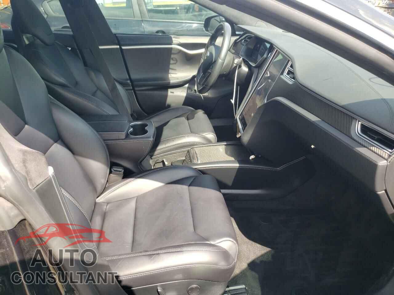 TESLA MODEL S 2018 - 5YJSA1E21JF243485