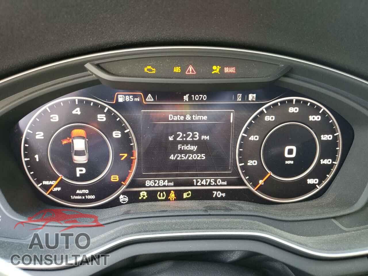 AUDI A4 2017 - WAUFNAF45HN054949