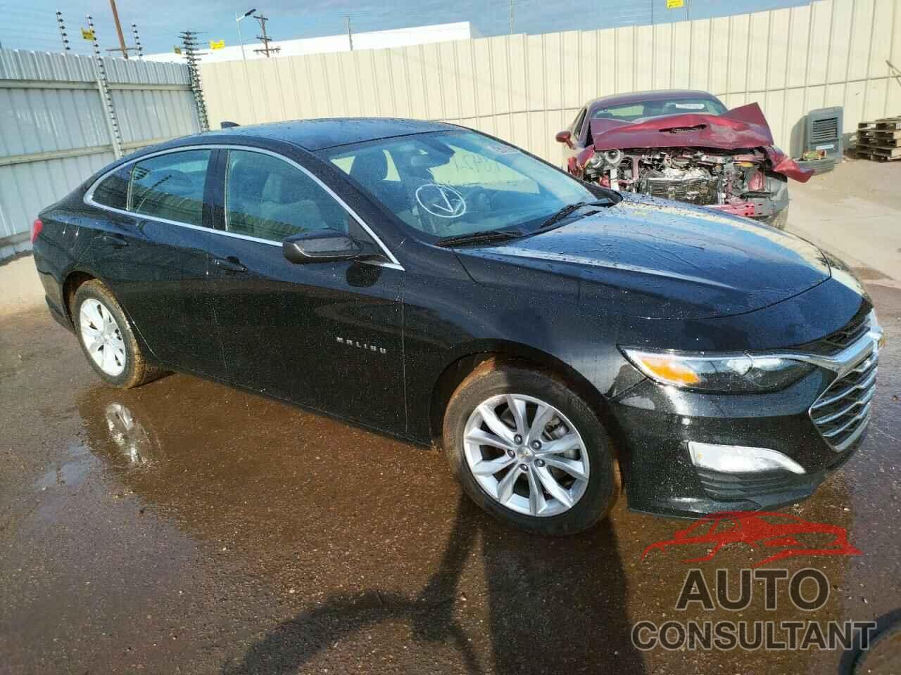 CHEVROLET MALIBU 2020 - 1G1ZD5STXLF034019