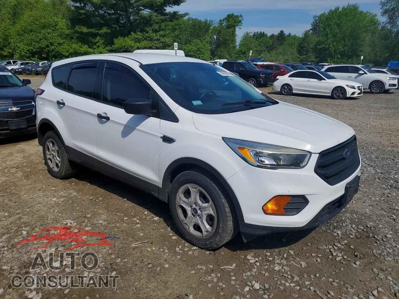 FORD ESCAPE 2017 - 1FMCU0F78HUE27593