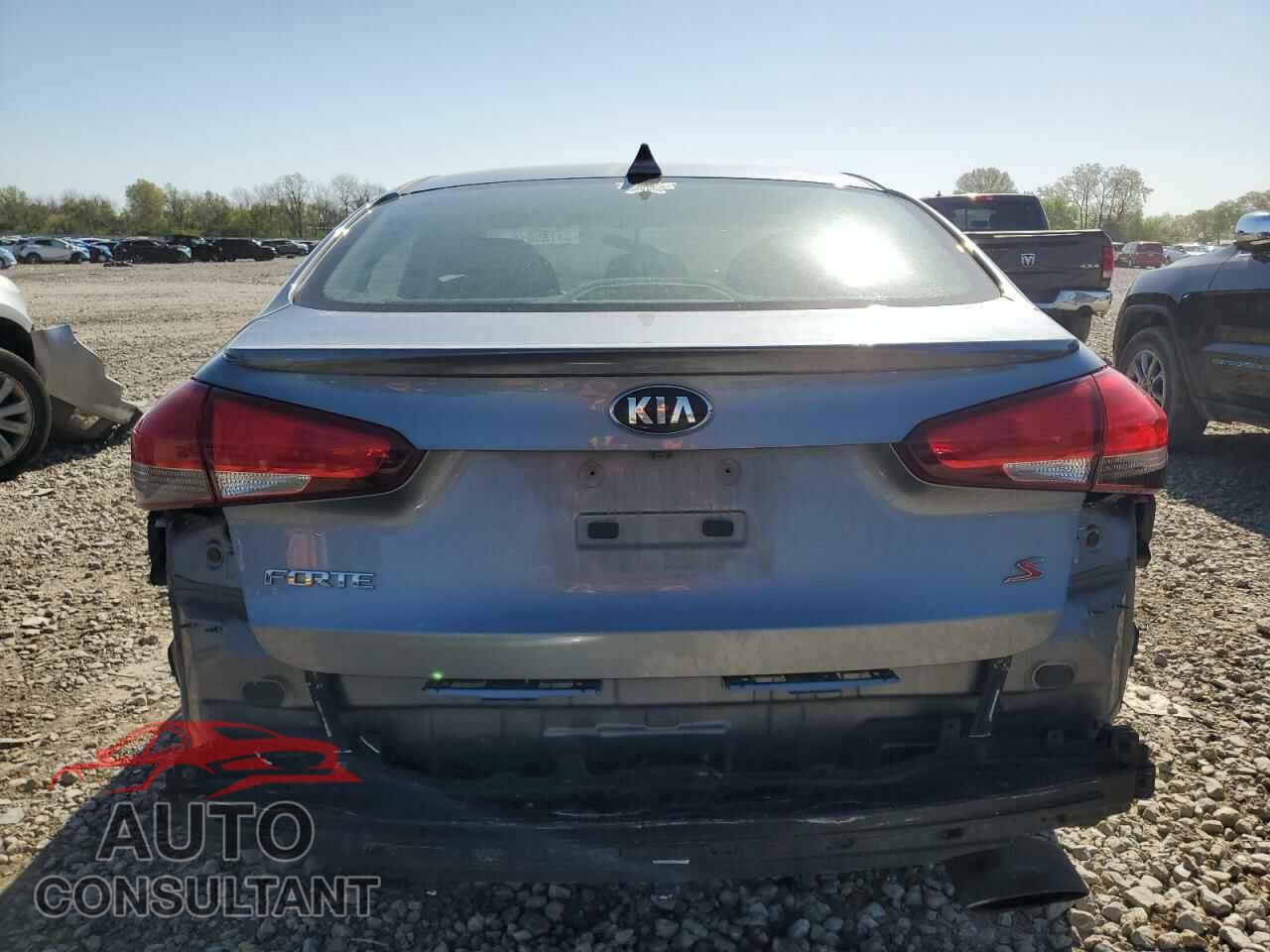 KIA FORTE 2017 - 3KPFL4A76HE136897