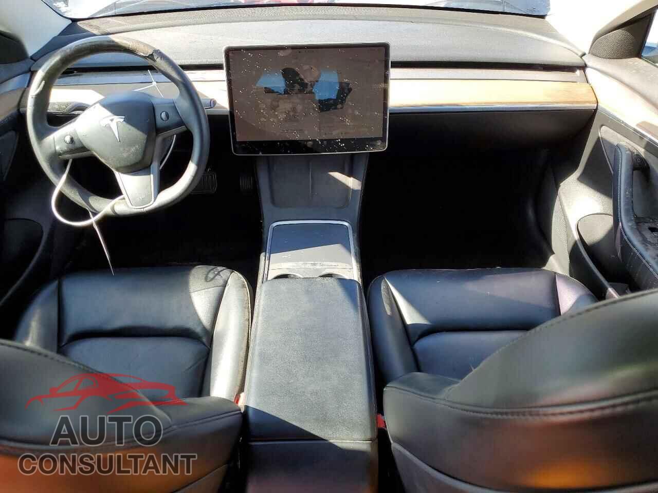 TESLA MODEL 3 2022 - 5YJ3E1EA8NF303896