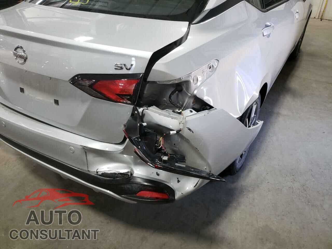 NISSAN VERSA 2021 - 3N1CN8EV6ML869697