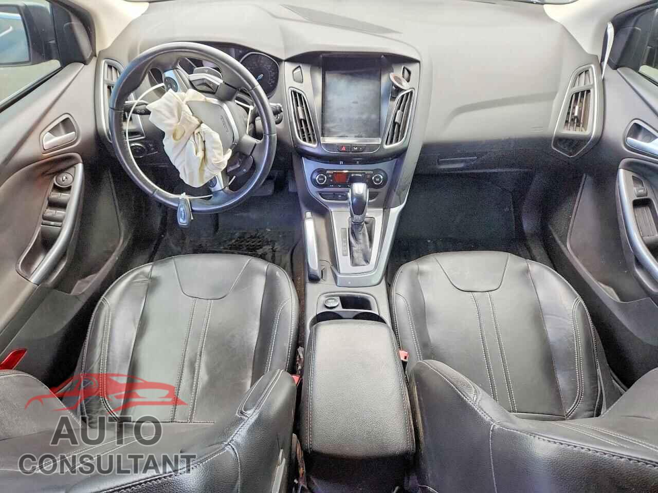 FORD FOCUS 2012 - 1FAHP3N20CL343412