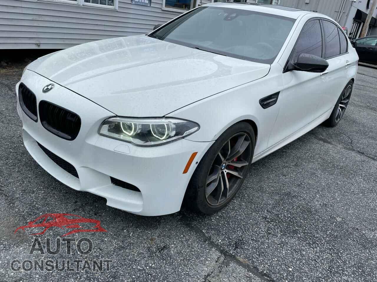 BMW M5 2014 - WBSFV9C50ED097667