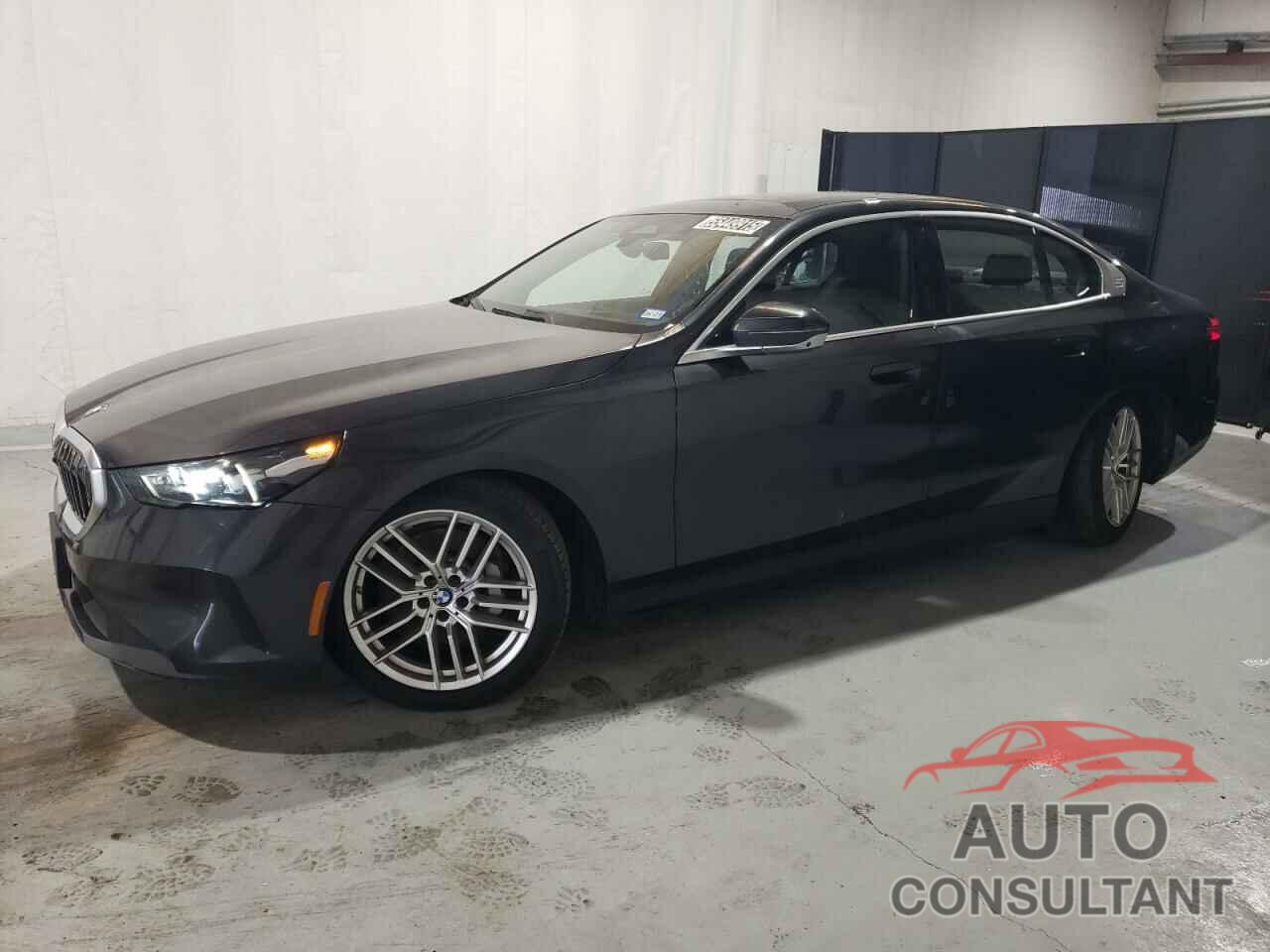 BMW 5 SERIES 2024 - WBA43FJ0XRCS37842