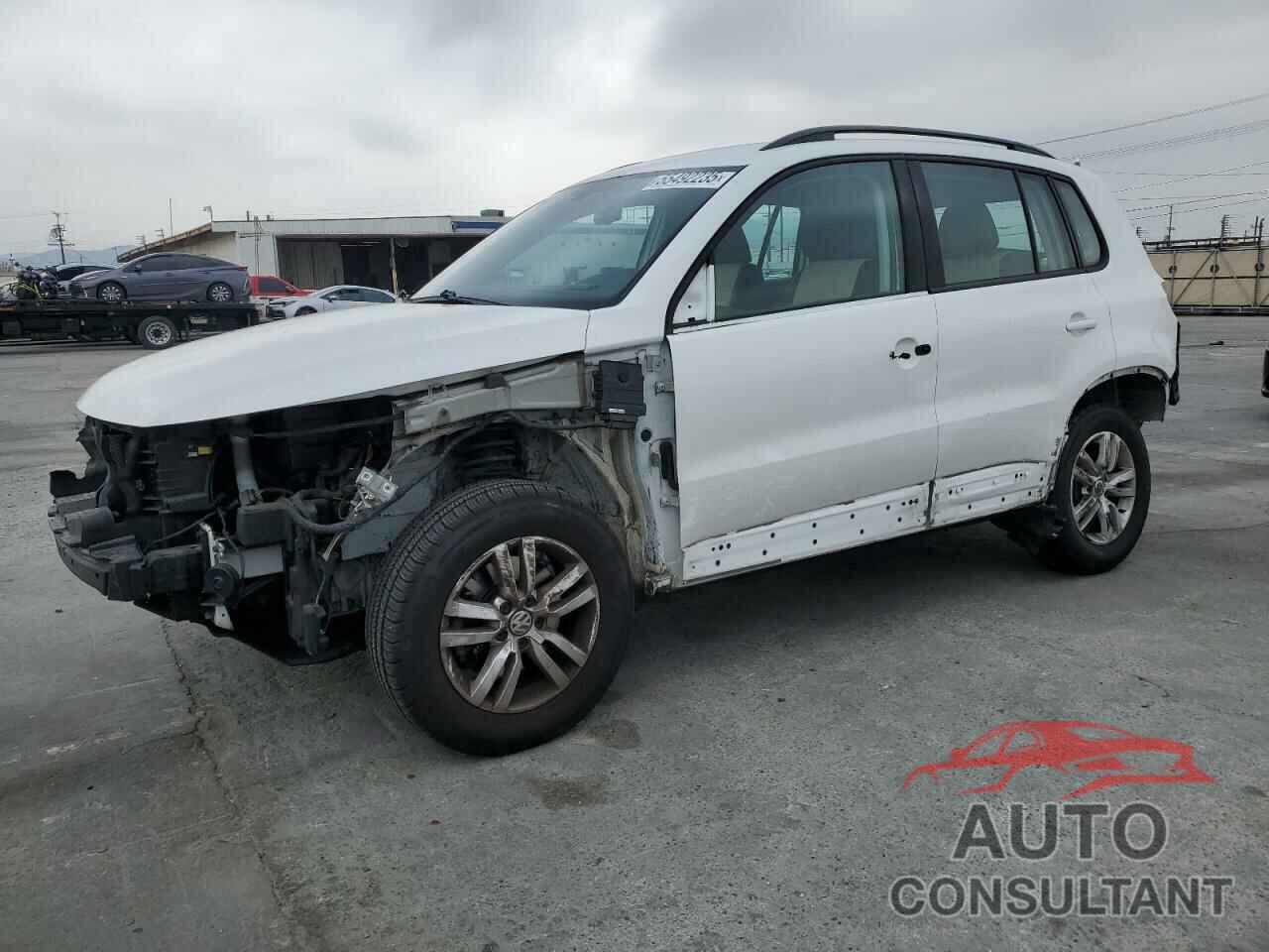 VOLKSWAGEN TIGUAN 2017 - WVGAV7AX8HK004707