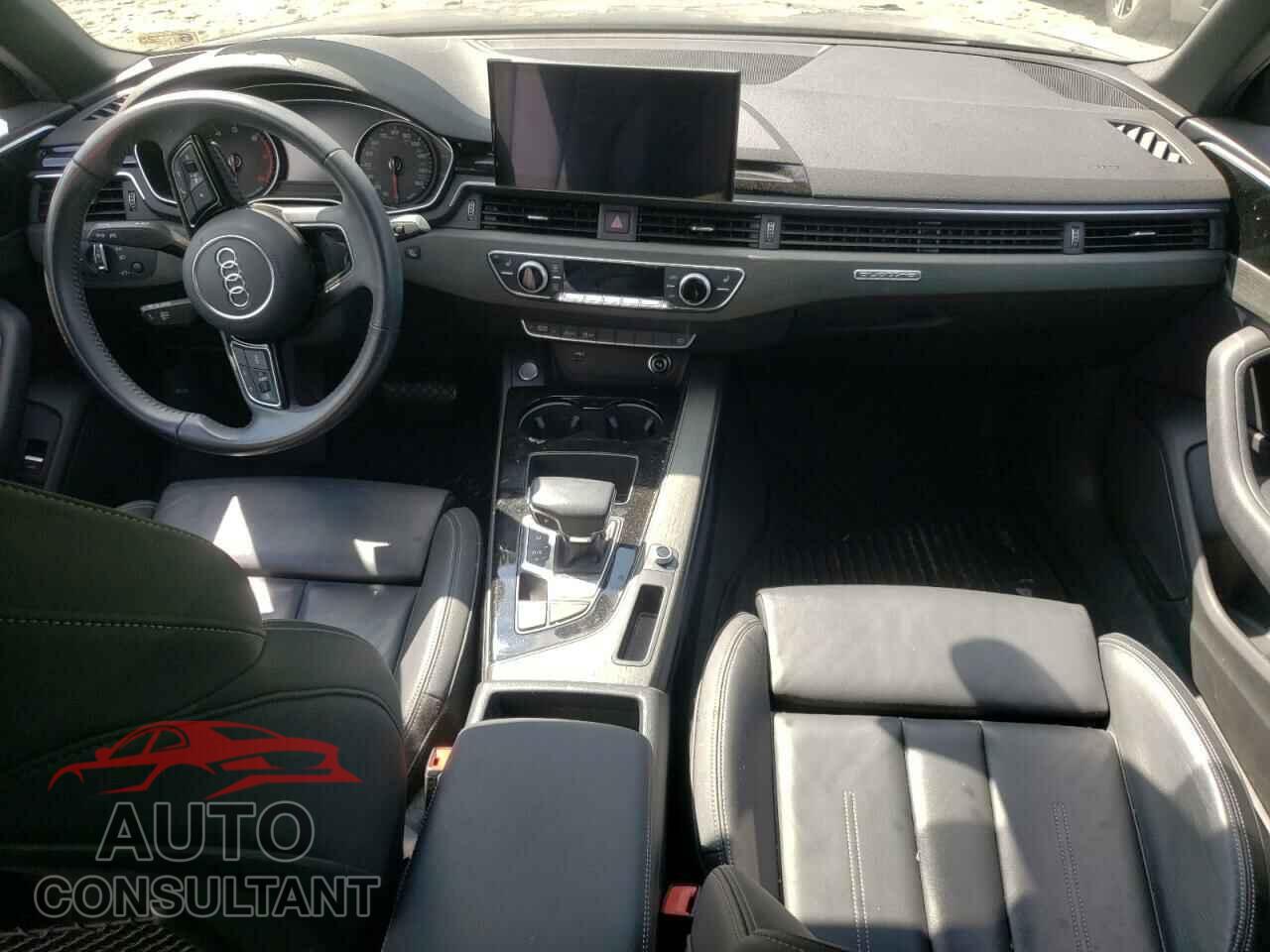 AUDI A4 2020 - WAUDNAF40LA043607