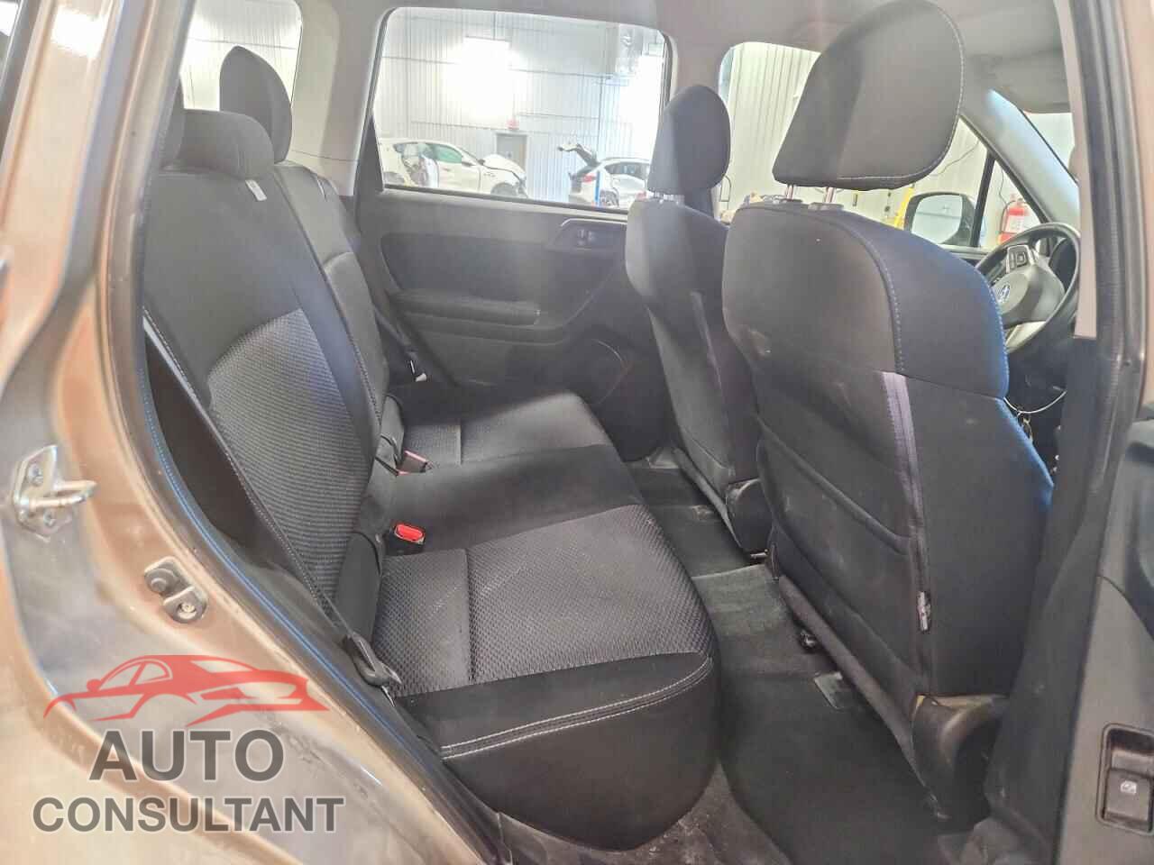 SUBARU FORESTER 2016 - JF2SJAAC8GG504366