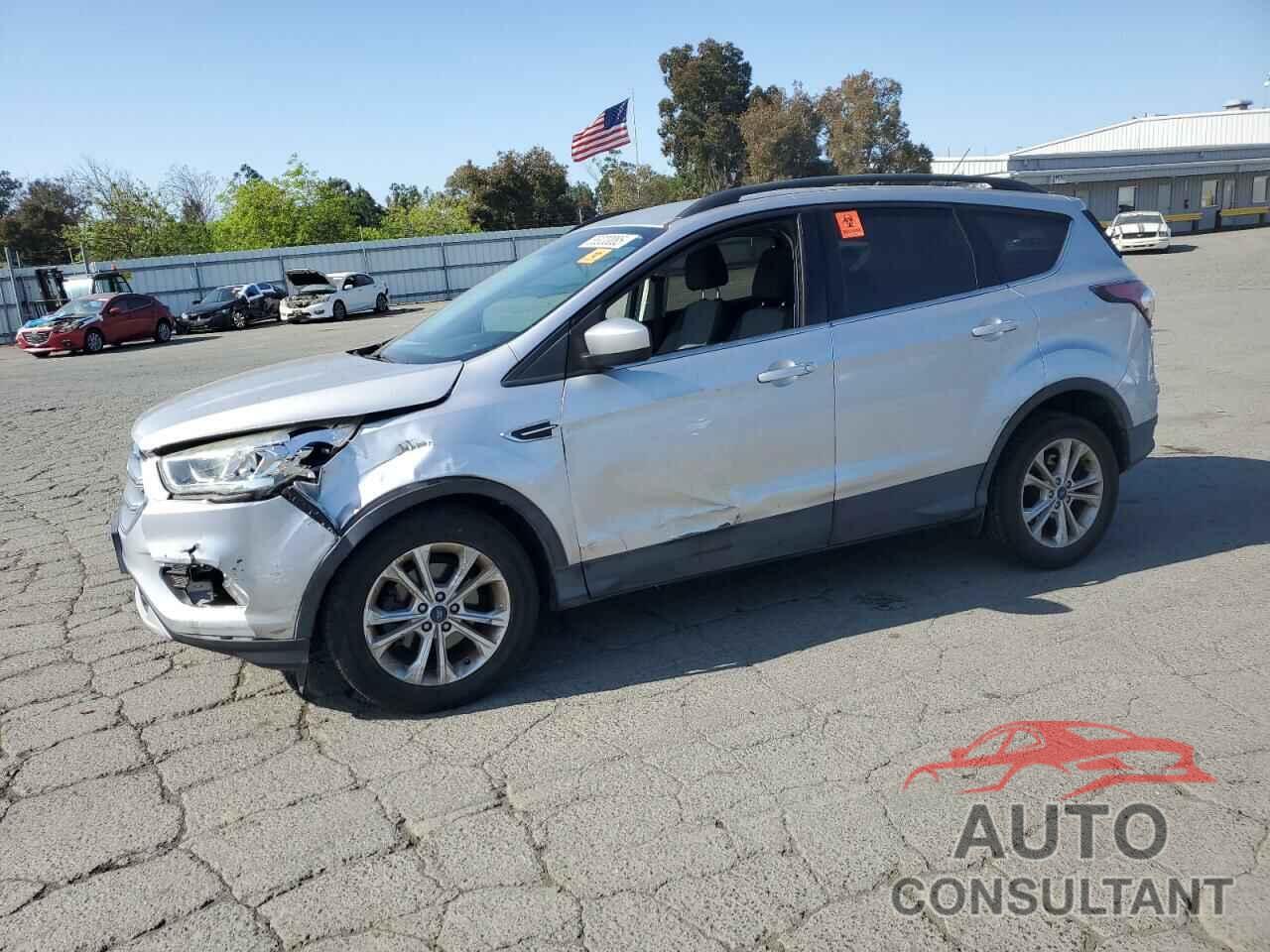 FORD ESCAPE 2017 - 1FMCU0GD6HUB30004
