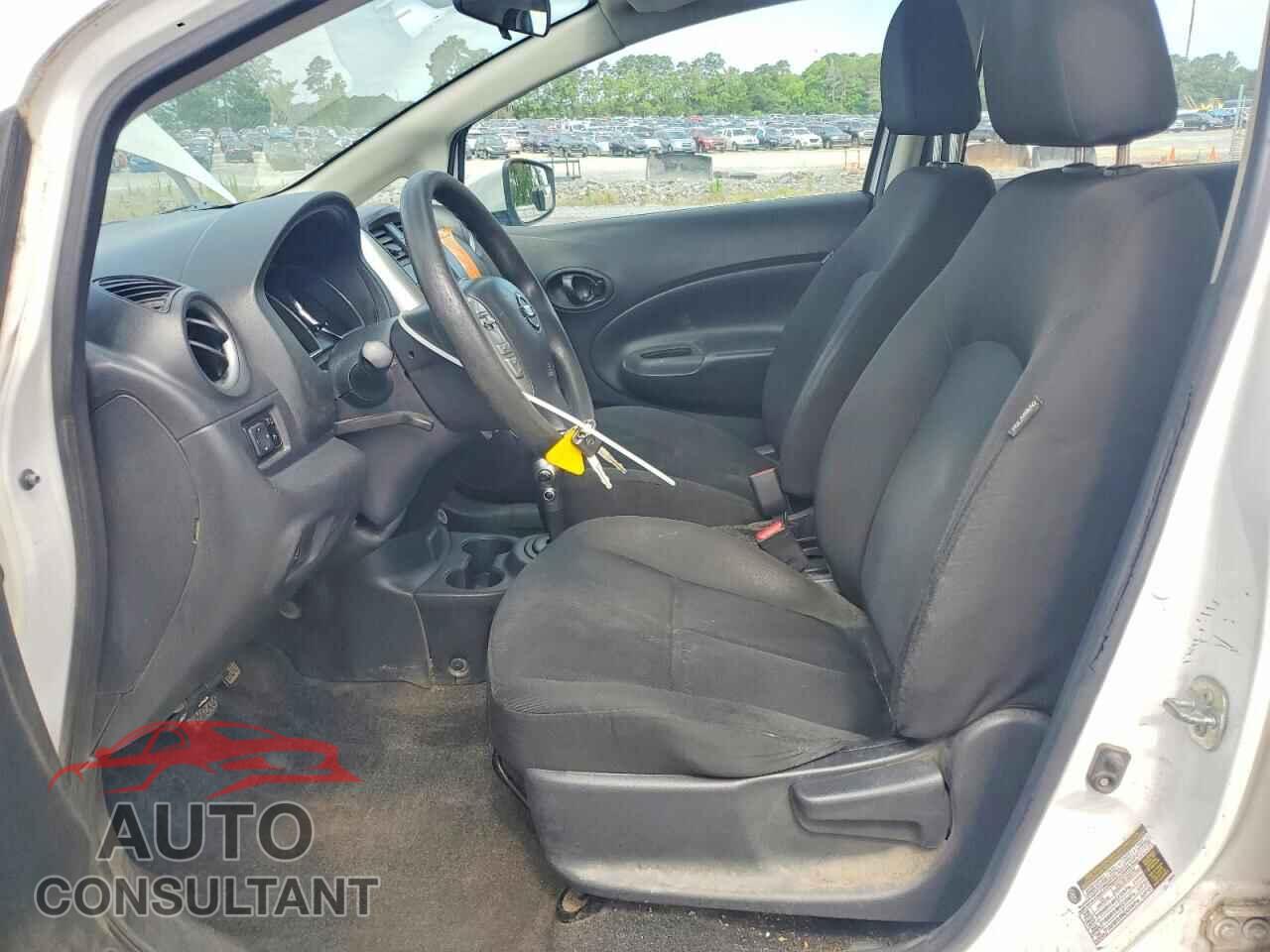 NISSAN VERSA 2017 - 3N1CE2CPXHL368237