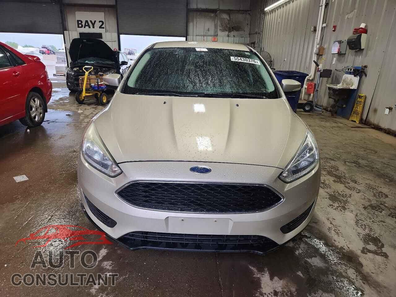 FORD FOCUS 2017 - 1FADP3F28HL203161