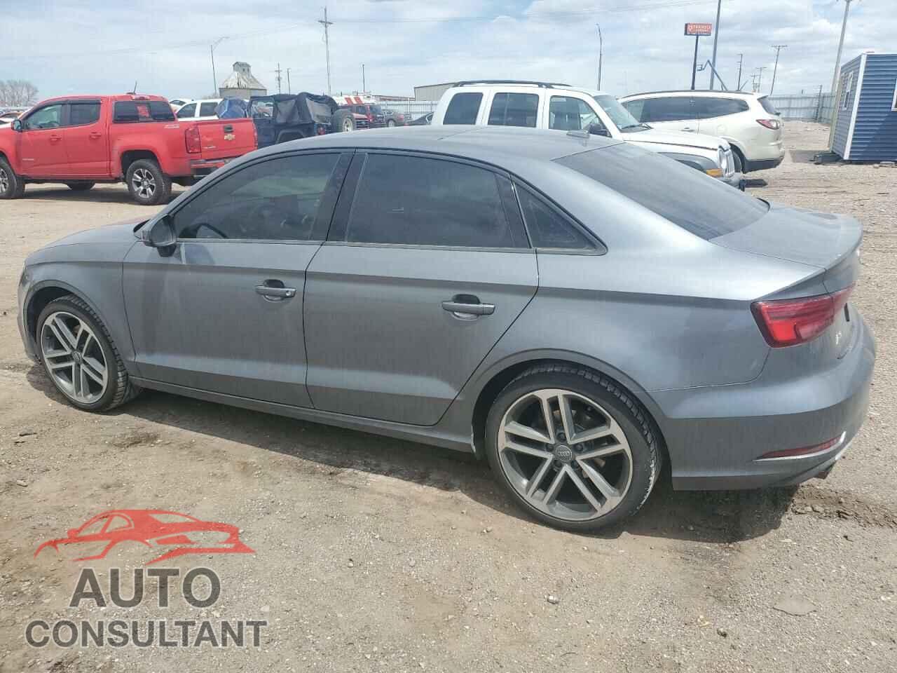 AUDI A3 2017 - WAUB8GFF5H1067122