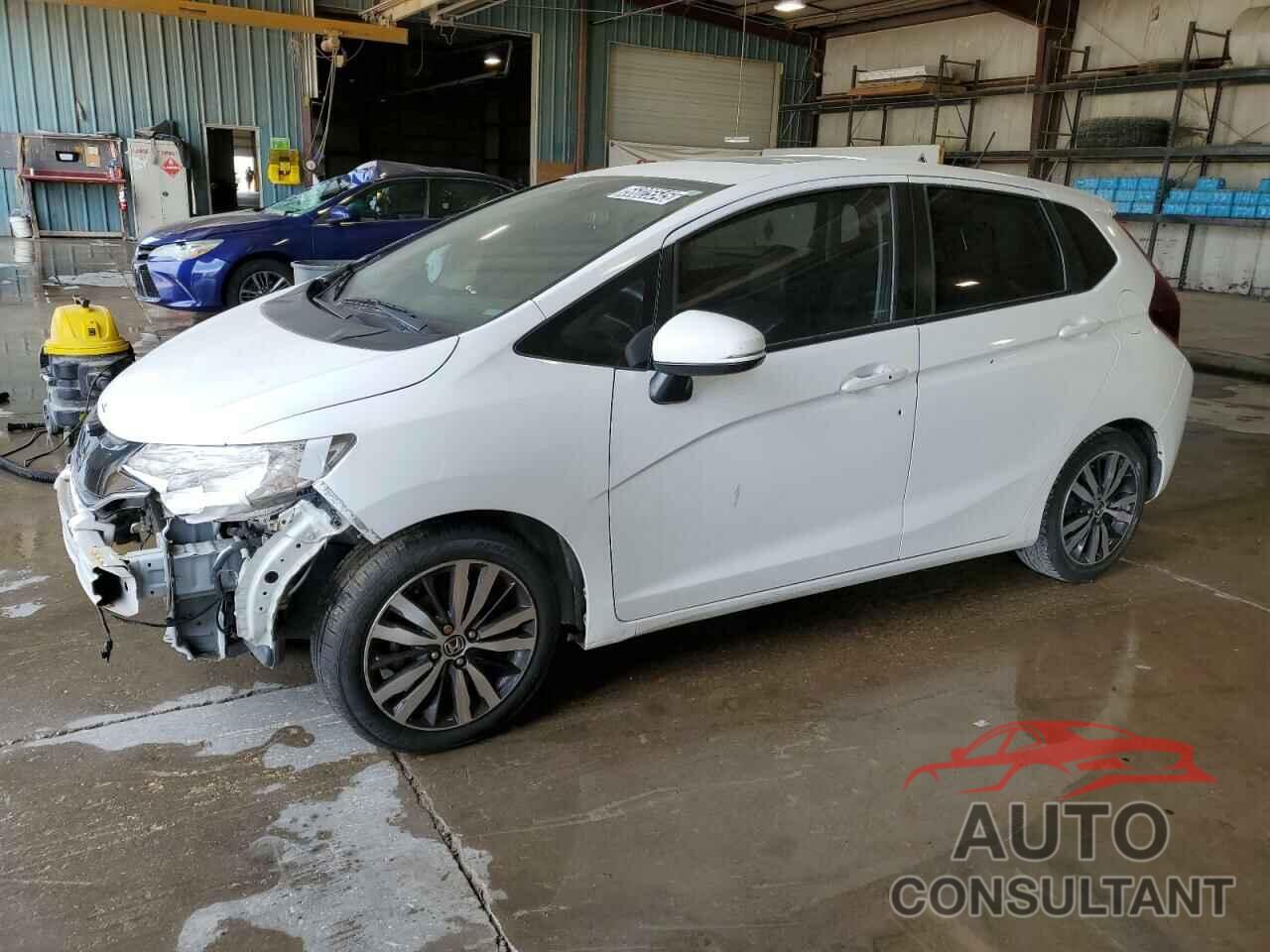 HONDA FIT 2017 - JHMGK5H82HS000970