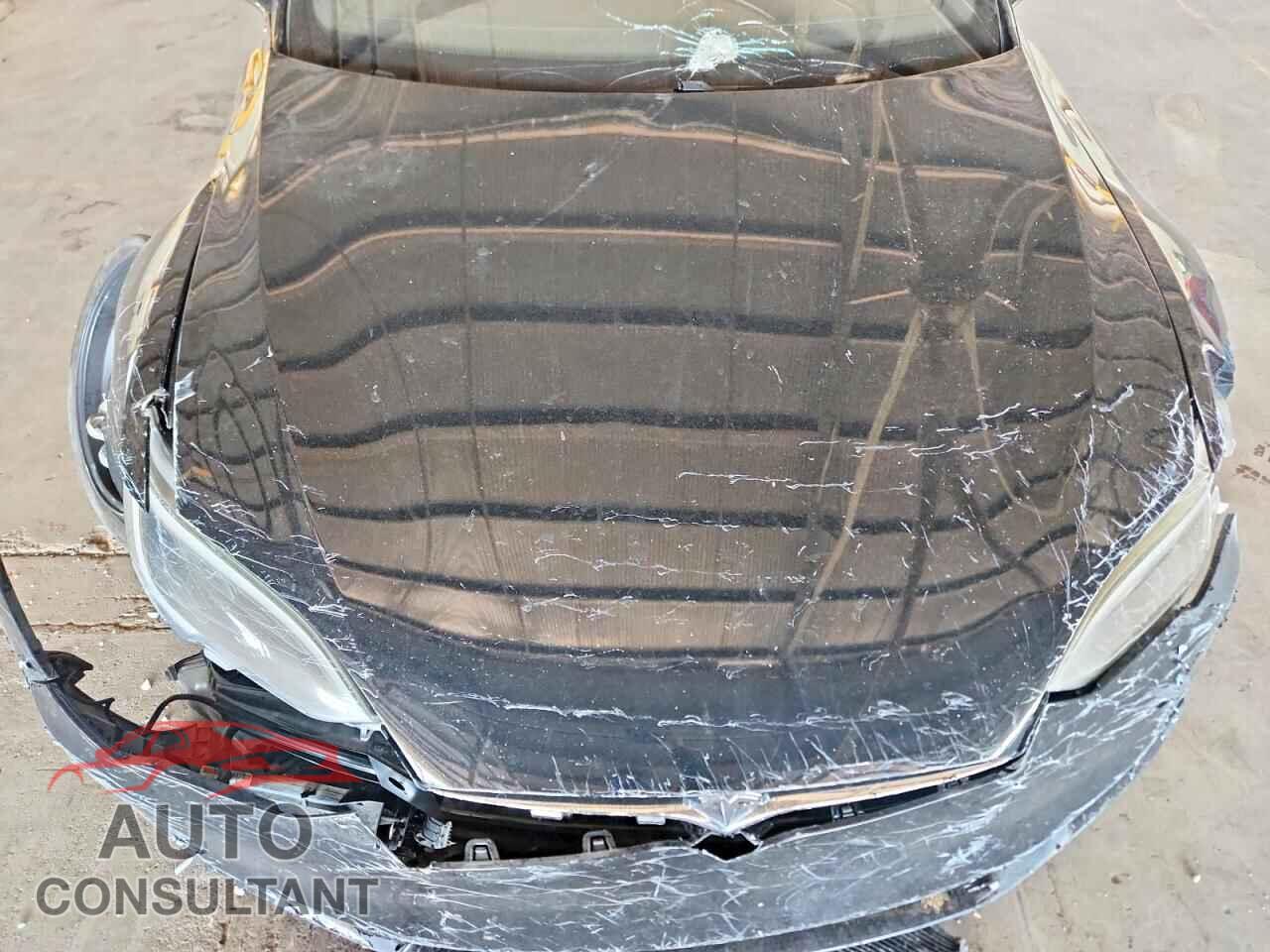 TESLA MODEL S 2016 - 5YJSA1E1XGF151730