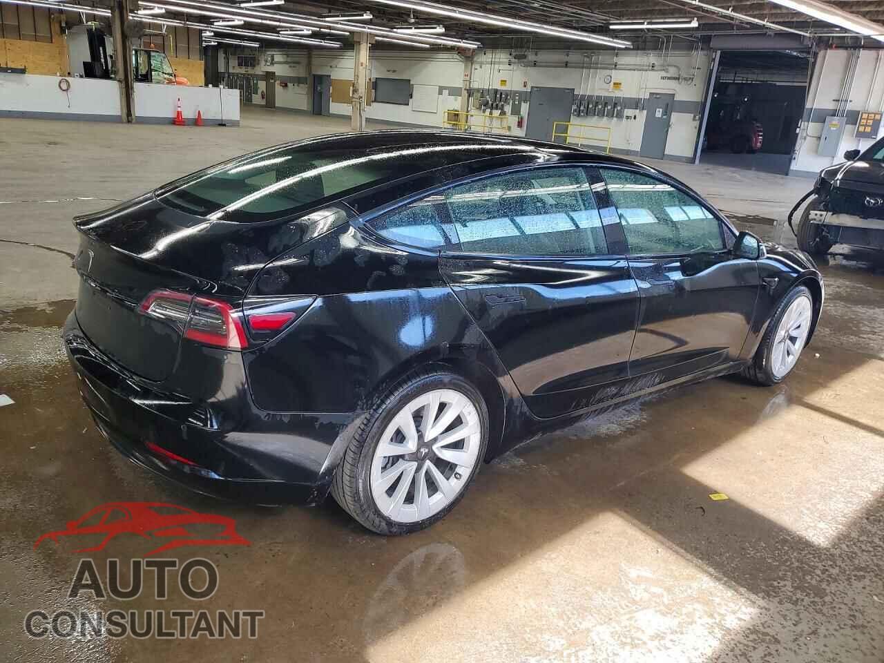 TESLA MODEL 3 2022 - 5YJ3E1EA4NF304852