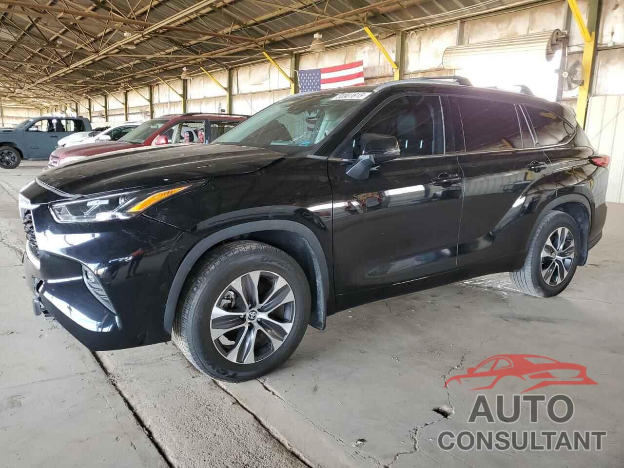 TOYOTA HIGHLANDER 2022 - 5TDHZRAH6NS558389