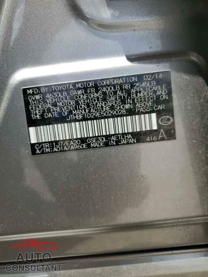 LEXUS IS 2014 - JTHBF1D29E5029028