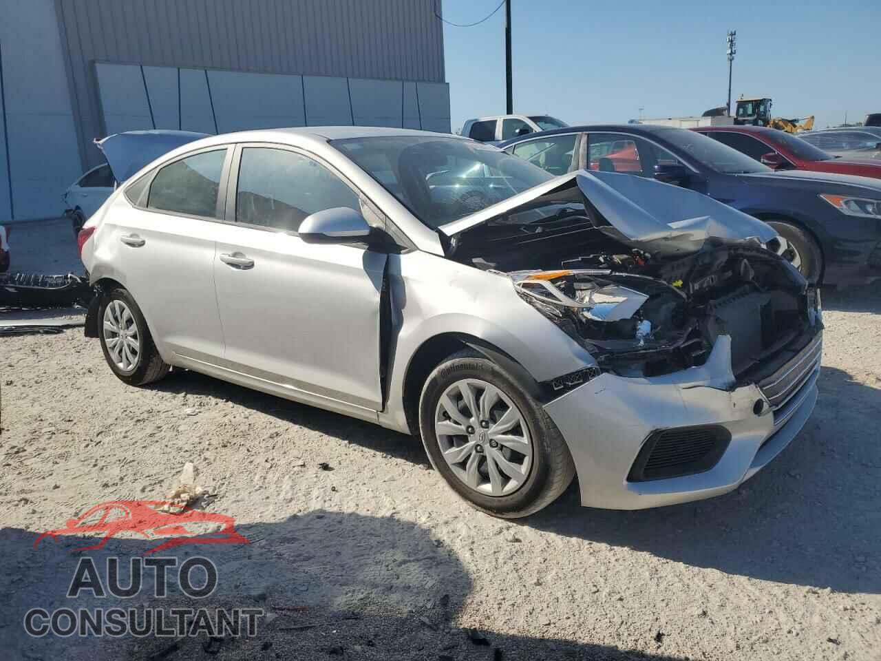 HYUNDAI ACCENT 2022 - 3KPC24A68NE165178