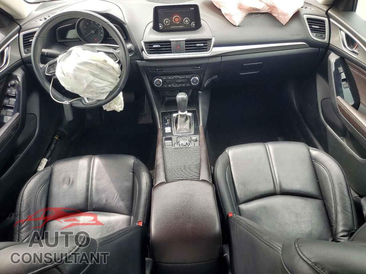 MAZDA 3 2017 - 3MZBN1V73HM135131