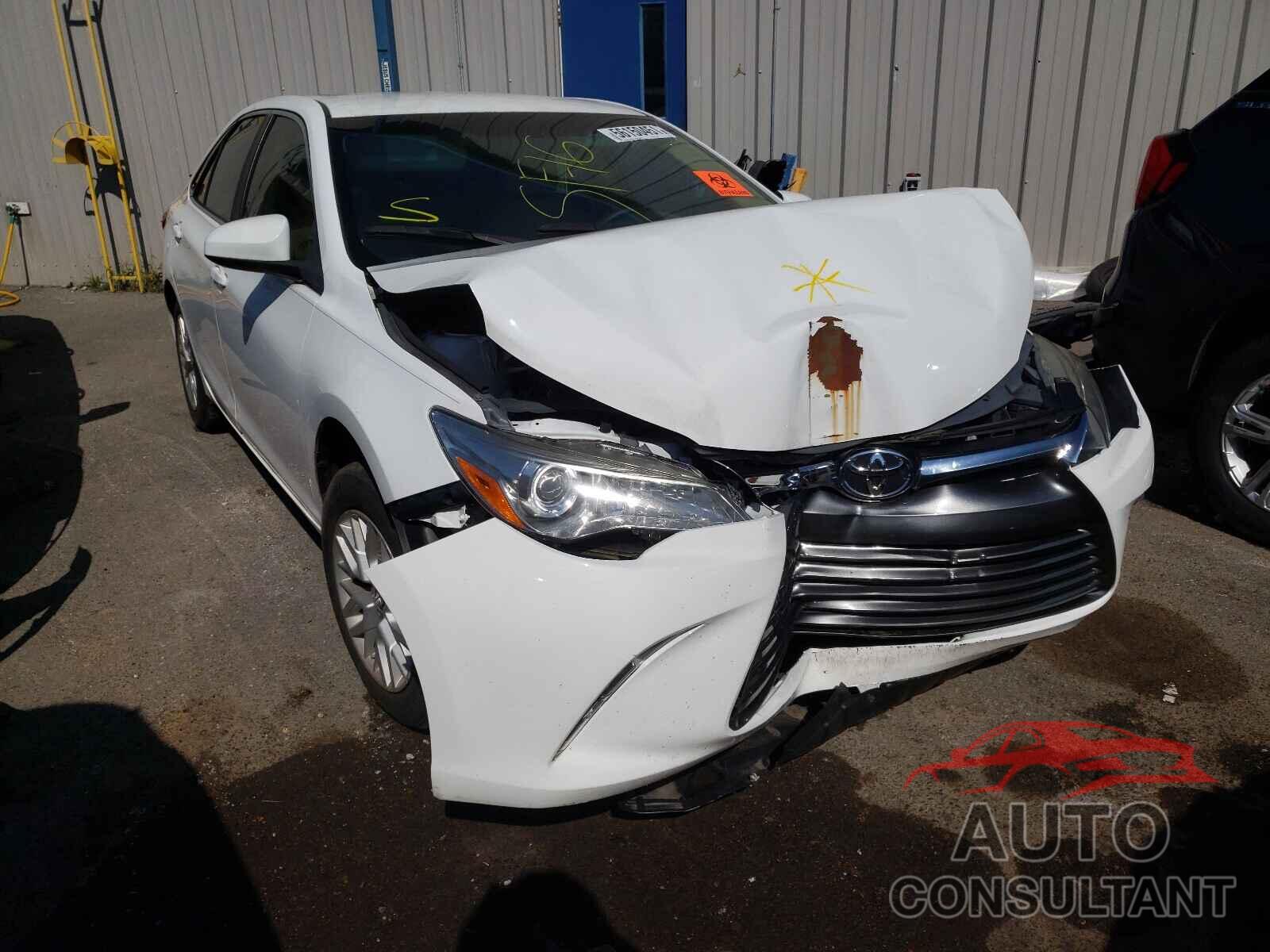 TOYOTA CAMRY 2016 - 4T4BF1FK2GR579454