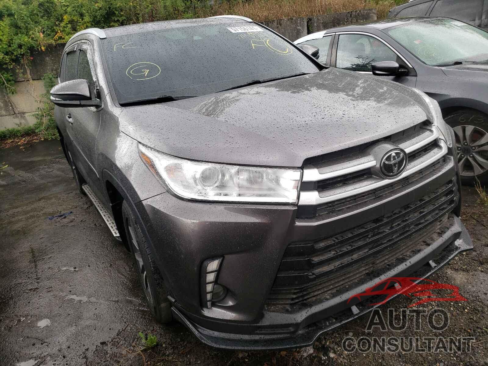 TOYOTA HIGHLANDER 2018 - 5TDJZRFH1JS535302