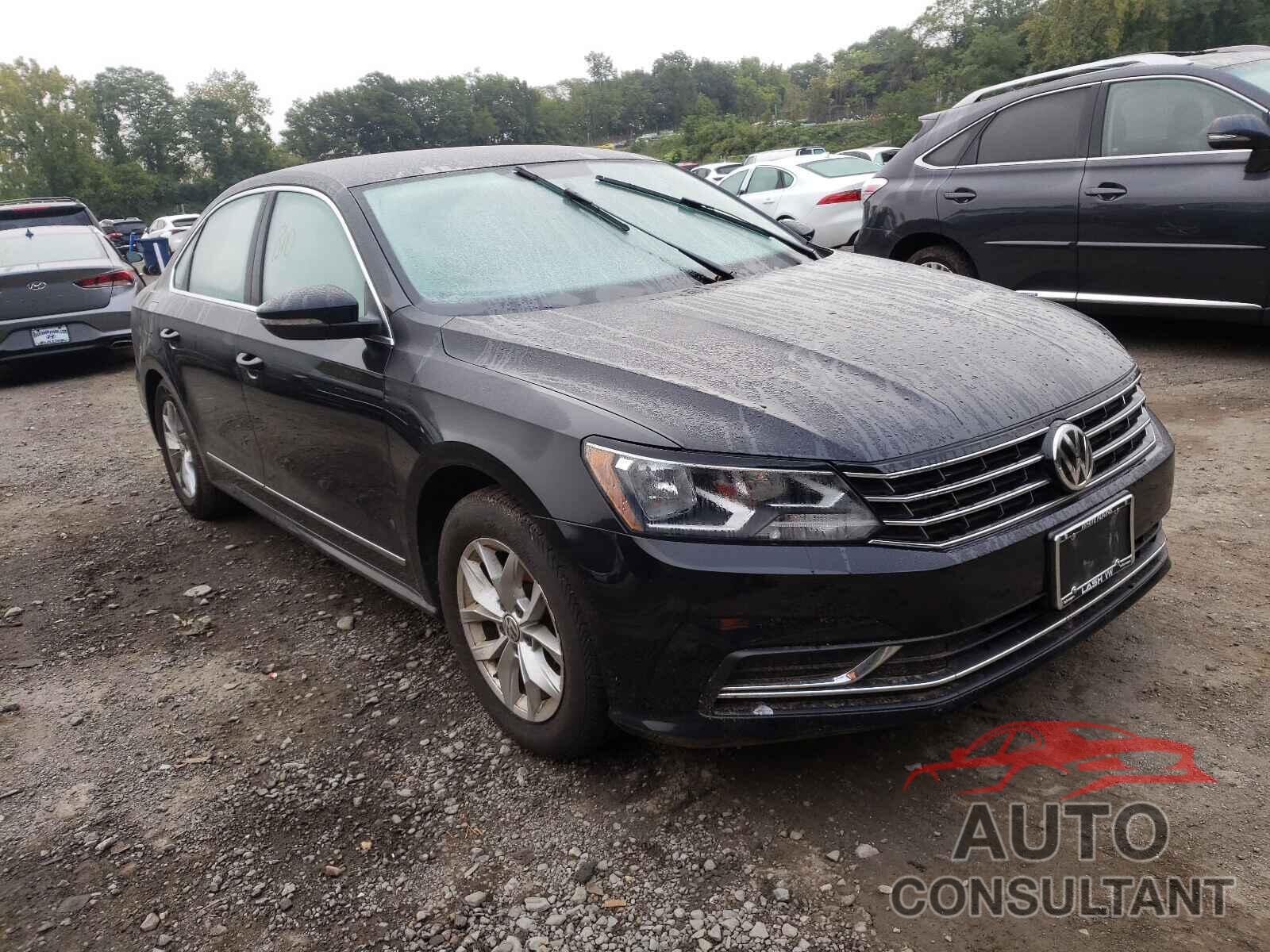 VOLKSWAGEN PASSAT 2017 - 1VWAT7A39HC041764