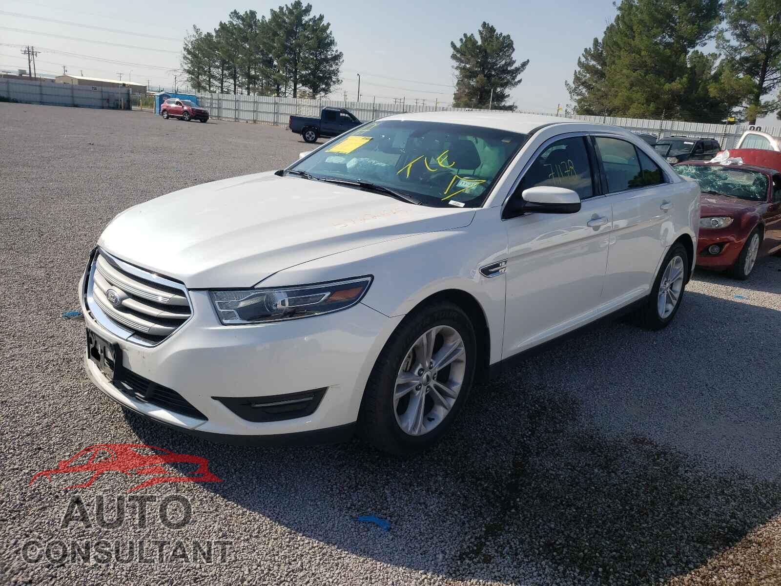 FORD TAURUS 2016 - 1FAHP2E82GG133374