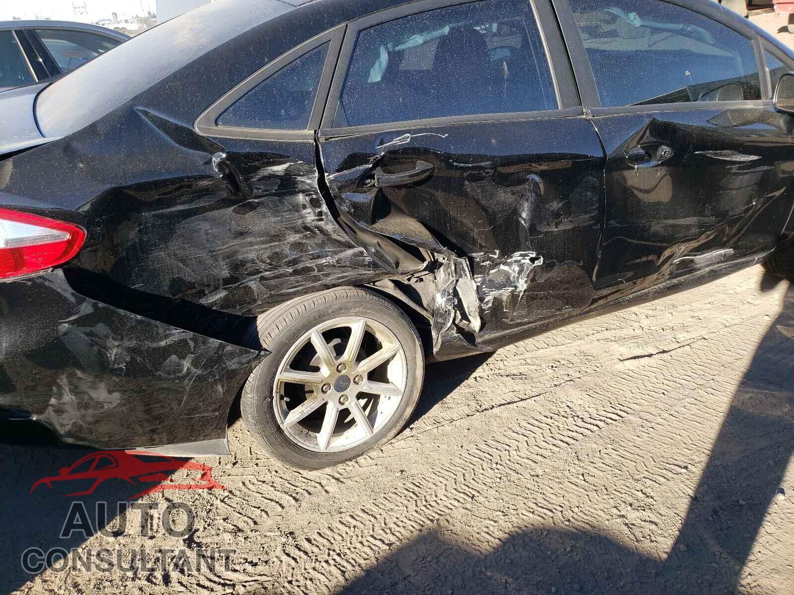 FORD FIESTA 2019 - 3FADP4BJ1KM110782