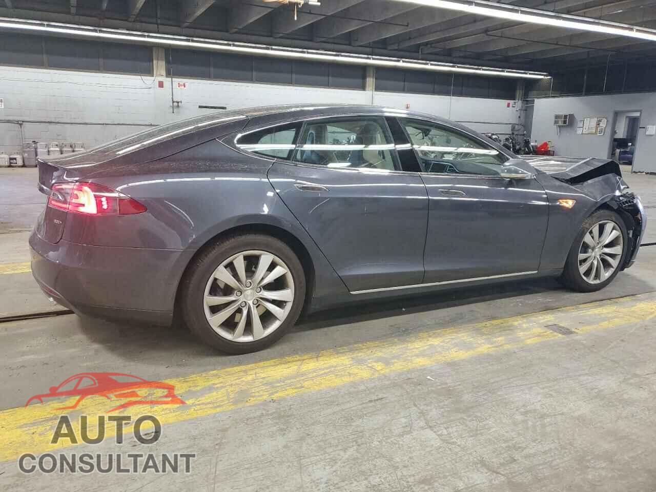 TESLA MODEL S 2015 - 5YJSA1V21FF100253