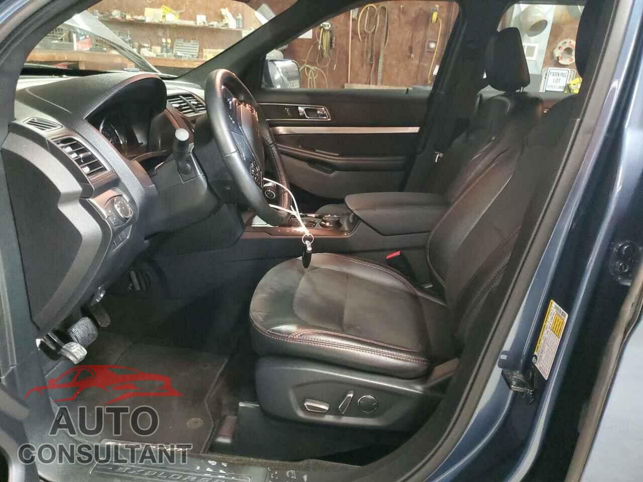 FORD EXPLORER 2018 - 1FM5K8D8XJGB73348