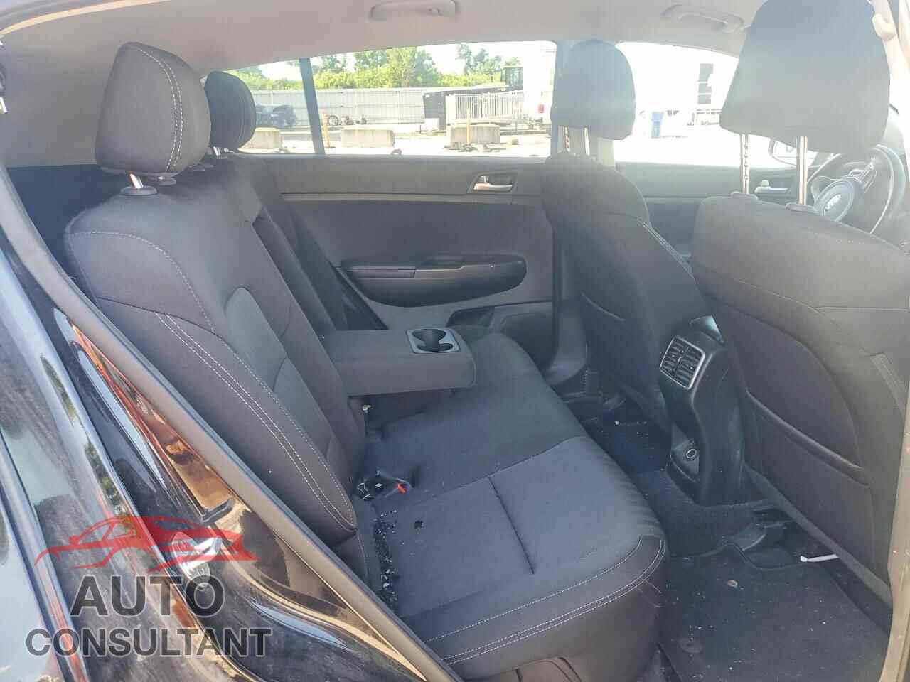 KIA SPORTAGE 2017 - KNDPMCAC6H7243473