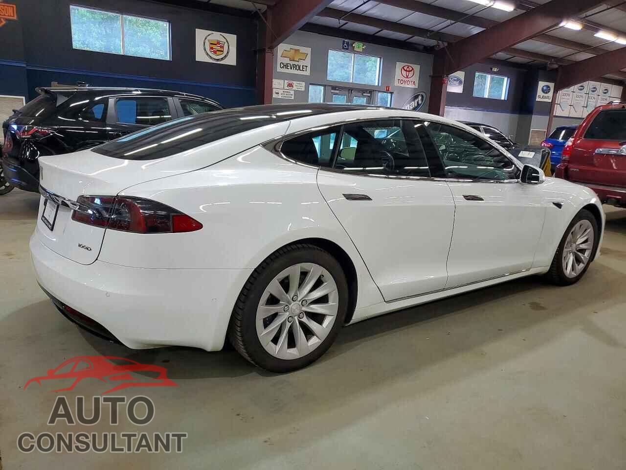 TESLA MODEL S 2018 - 5YJSA1E25JF244333