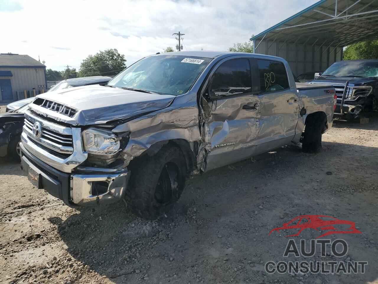 TOYOTA TUNDRA 2016 - 5TFDW5F16GX518452