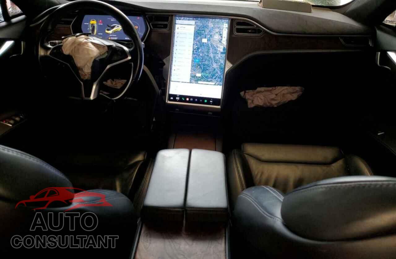 TESLA MODEL S 2017 - 5YJSA1E23HF203144
