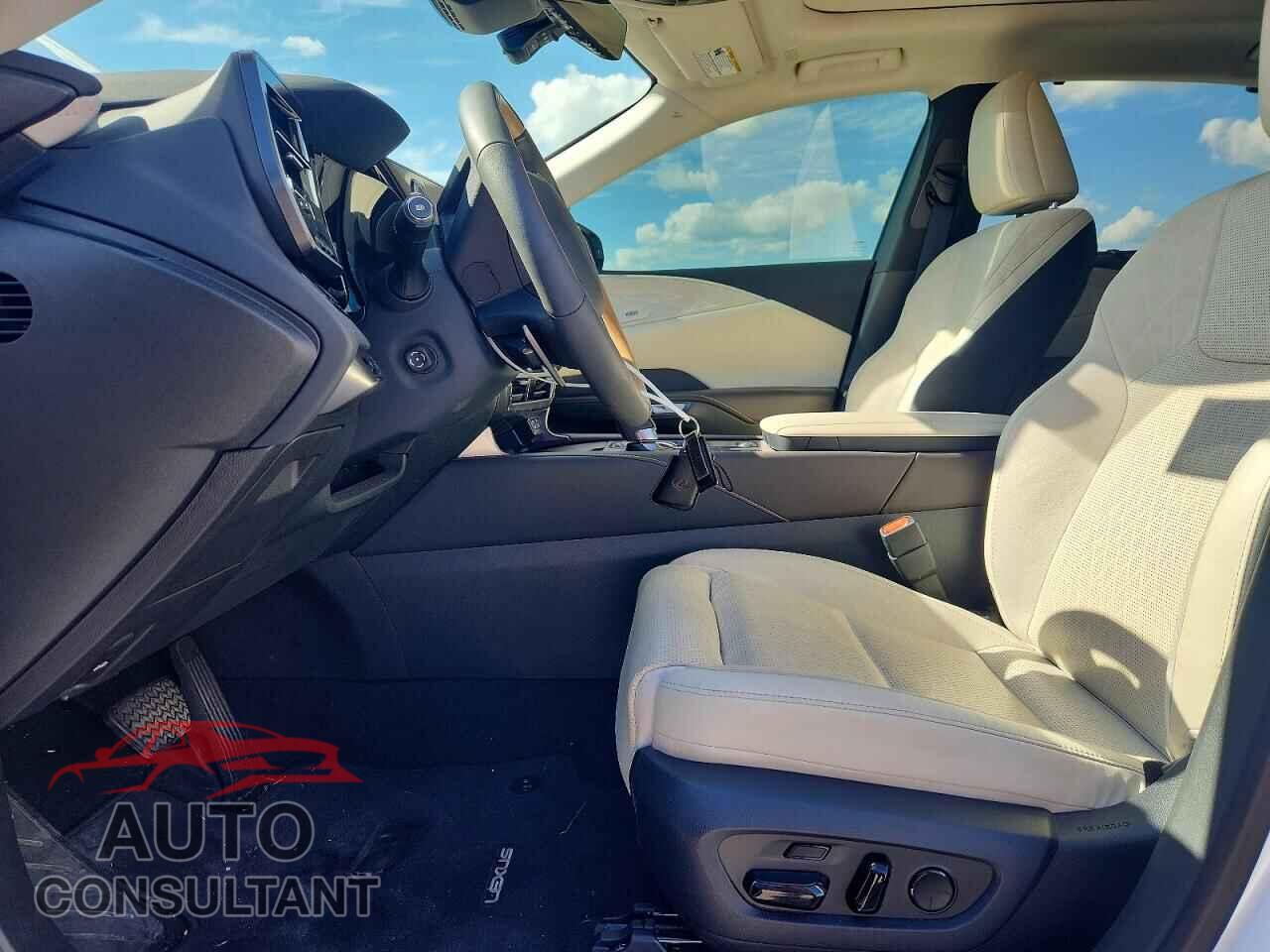 LEXUS UNKNOWN 2024 - 2T2BBMCA9RC054250