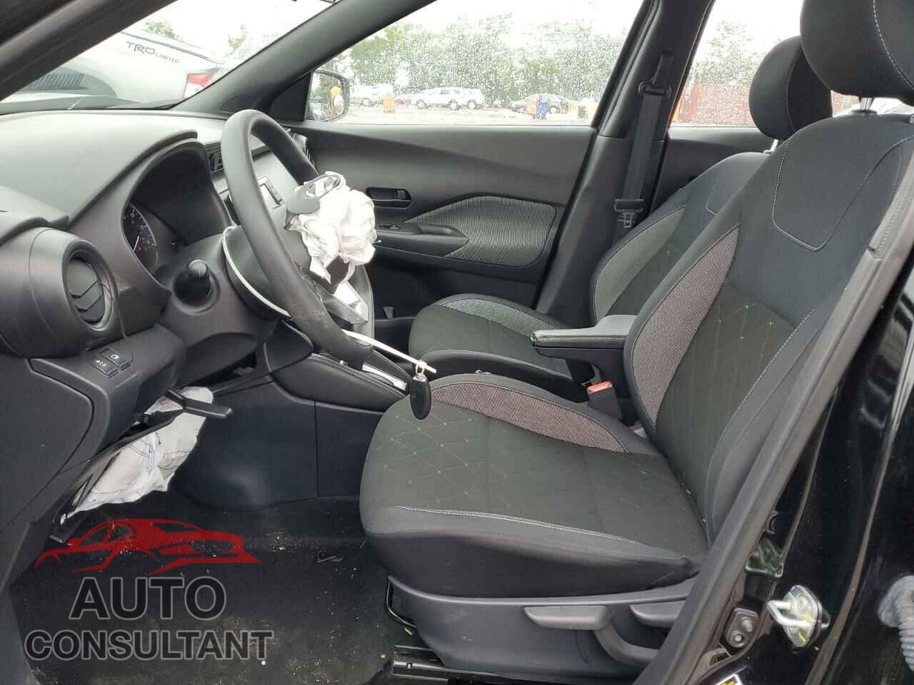 NISSAN KICKS 2019 - 3N1CP5CU3KL569101