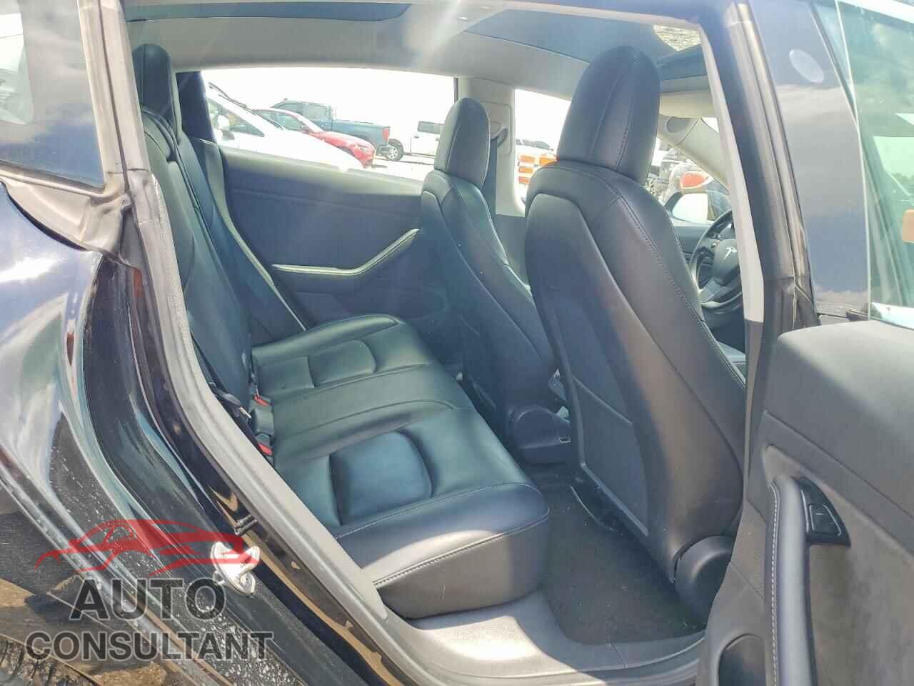 TESLA MODEL 3 2019 - 5YJ3E1EAXKF304382