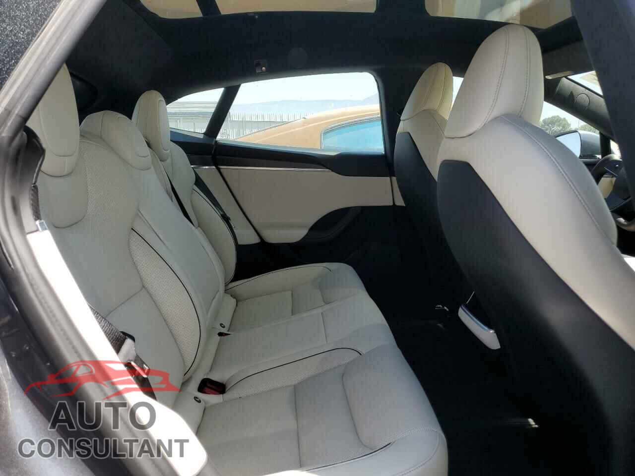 TESLA MODEL S 2022 - 5YJSA1E68NF486767
