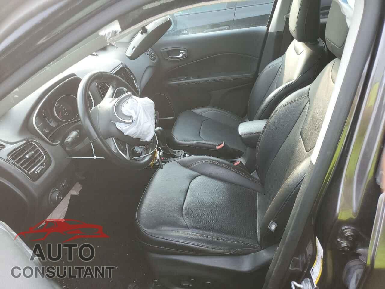 JEEP COMPASS 2019 - 3C4NJDCB3KT842795