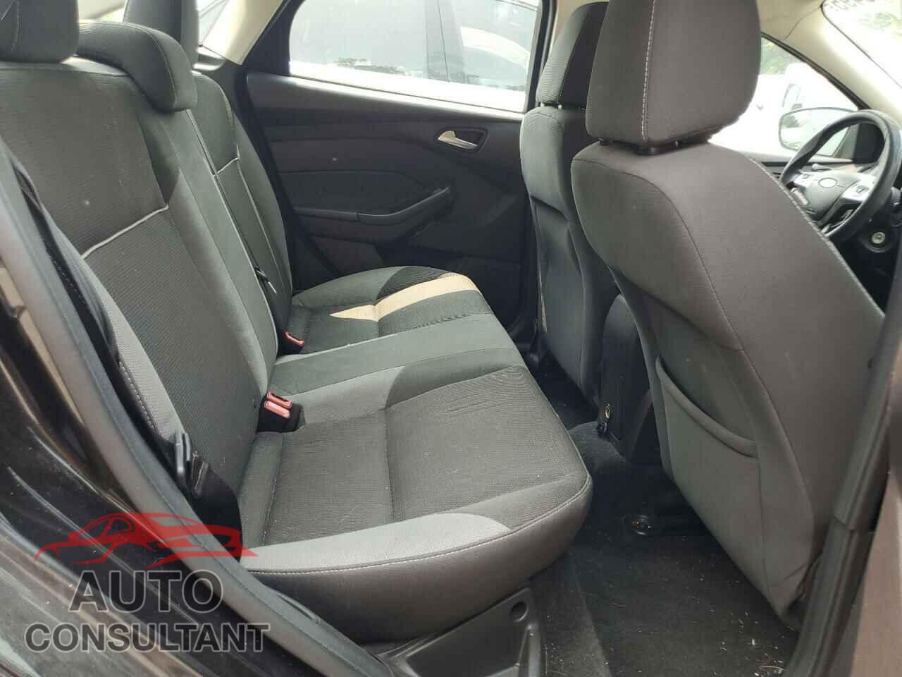 FORD FOCUS 2012 - 1FAHP3F28CL414371