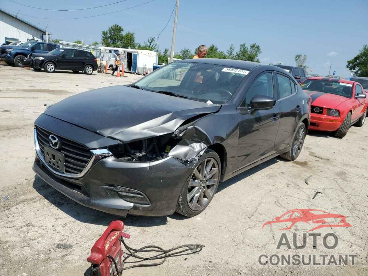 MAZDA 3 2018 - 3MZBN1V33JM277157